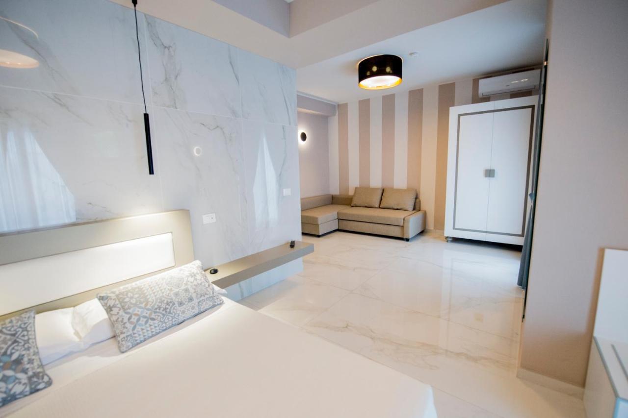 Milazzo Aeolian Sea Port B&B Bagian luar foto
